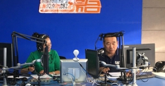 公司領(lǐng)導(dǎo)參加呼市電臺(tái)《連心橋》行風(fēng)熱線(xiàn)直播節(jié)目現(xiàn)場(chǎng)回答主持人、聽(tīng)眾提出的相關(guān)問(wèn)題